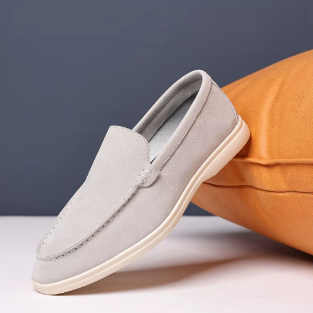 Mocassins clássicos de camurça