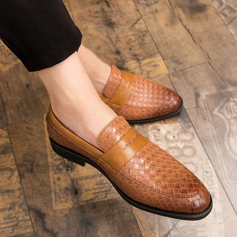 Mocassins elegantes em tecido