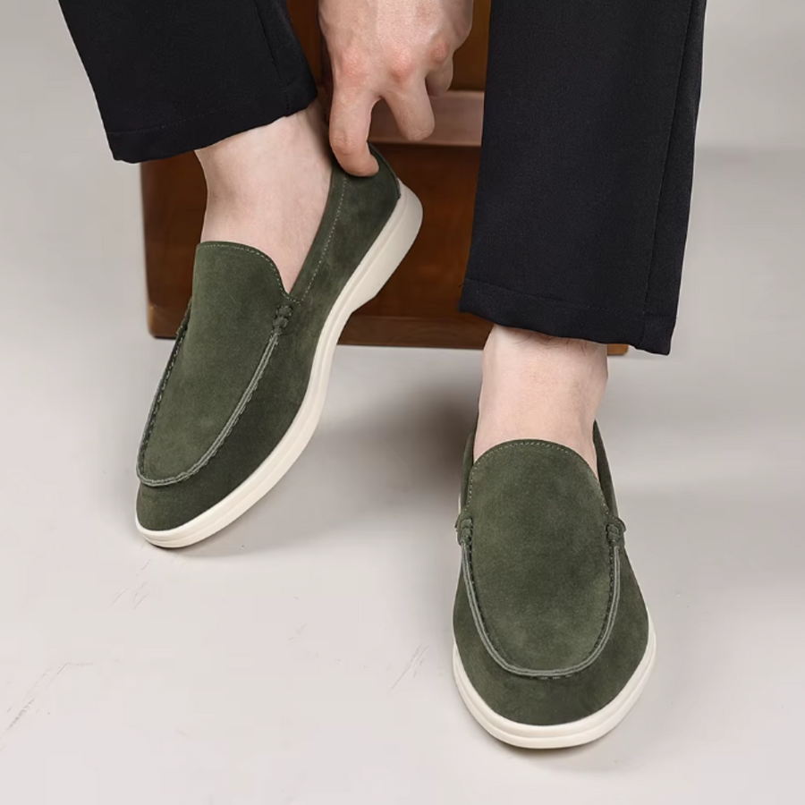 Mocassins clássicos de camurça