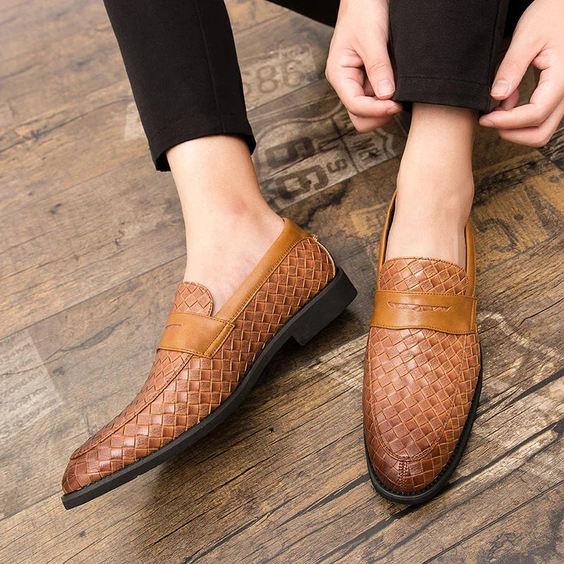 Mocassins elegantes em tecido