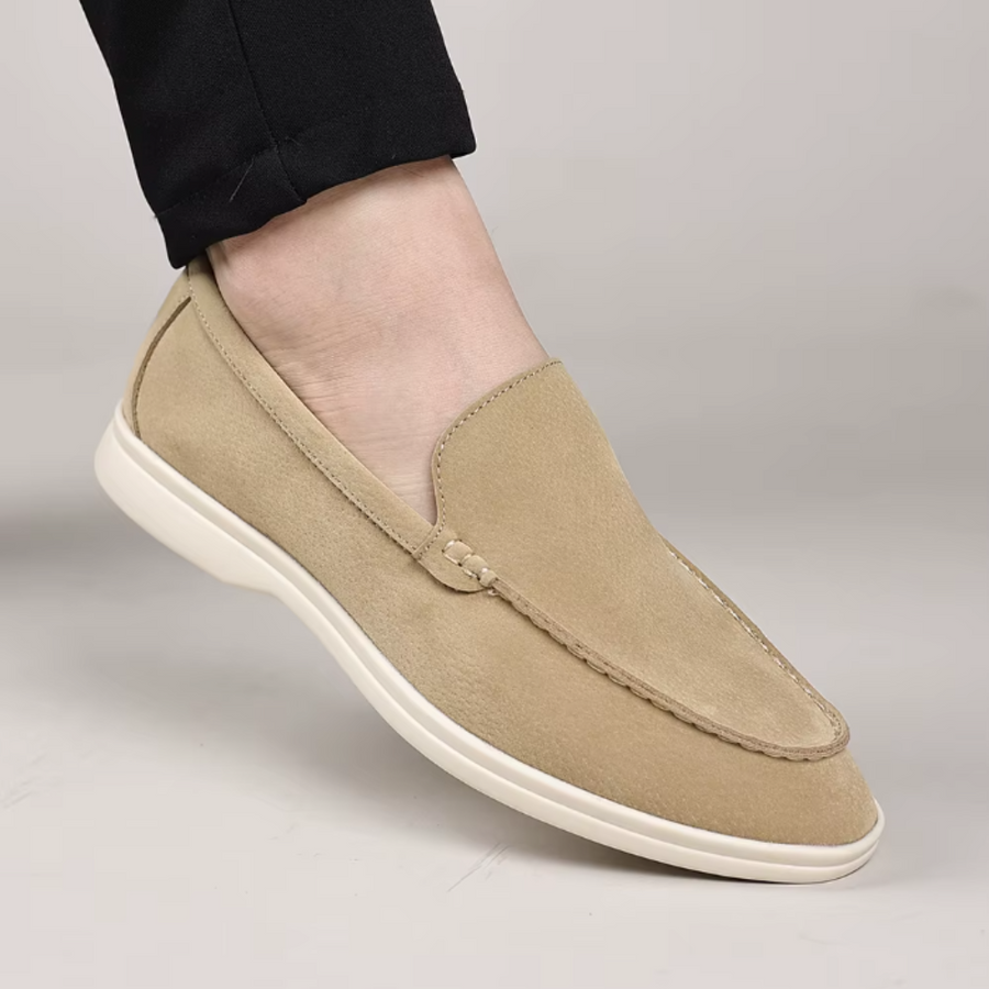 Mocassins clássicos de camurça