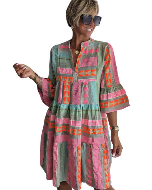 Vestido de mulher elegante e colorido