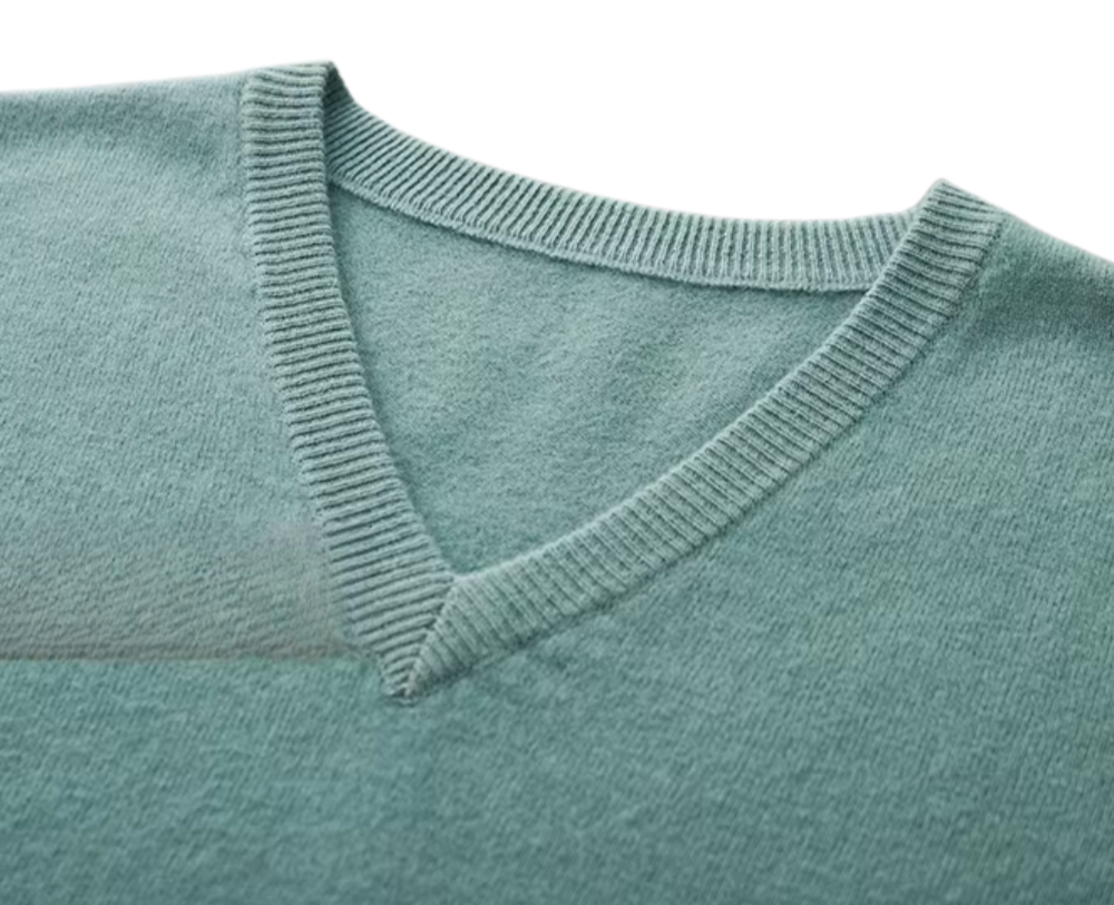 Camisola de lã com decote em V