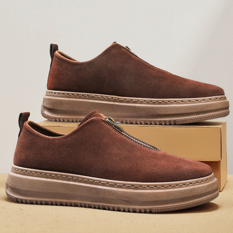 Sapatos elegantes de camurça