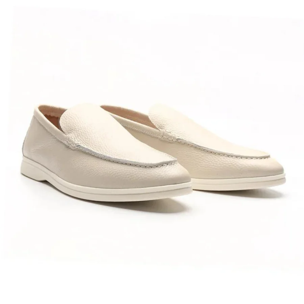 Mocassins em pele de vaca