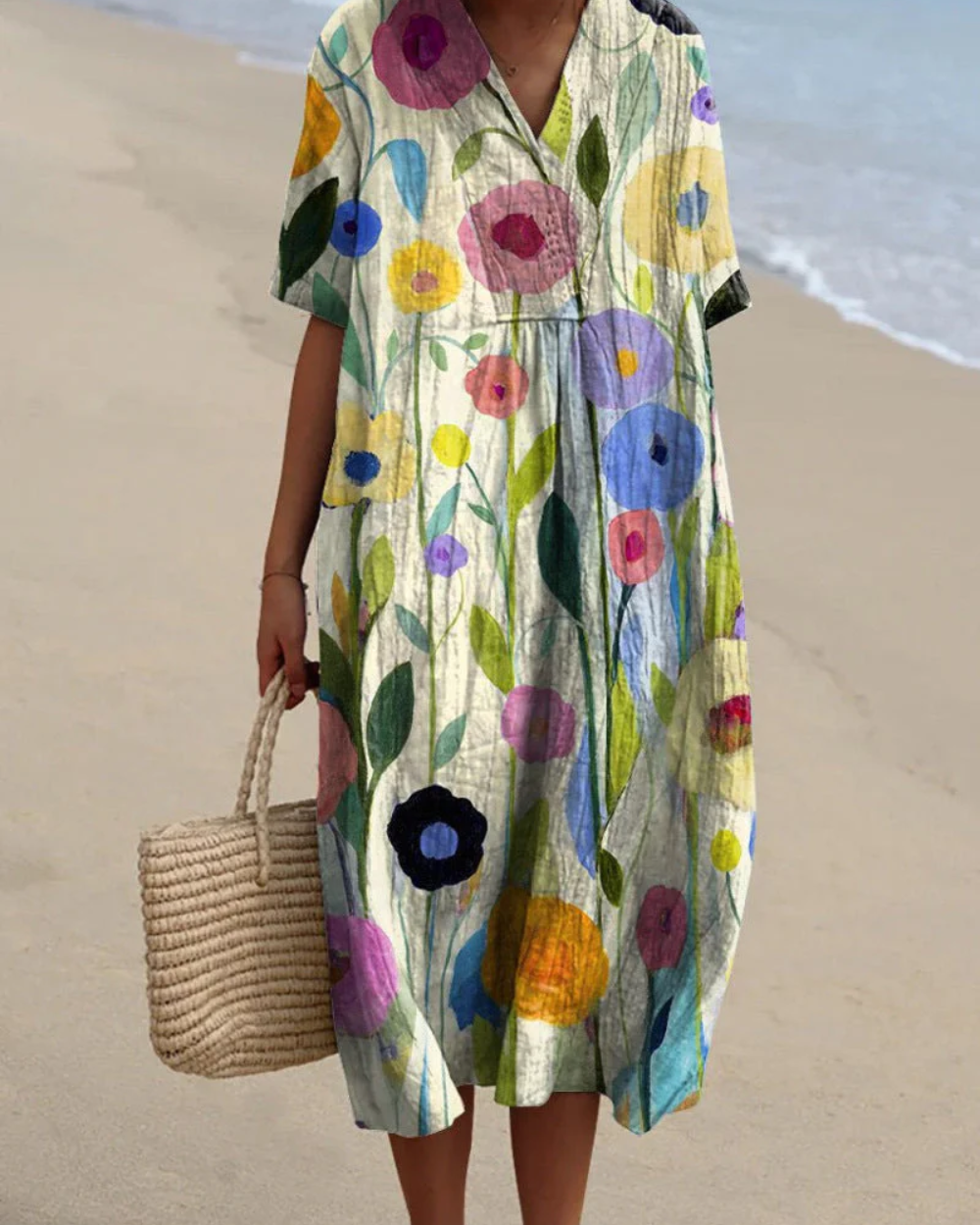 Vestido floral que cobre a barriga