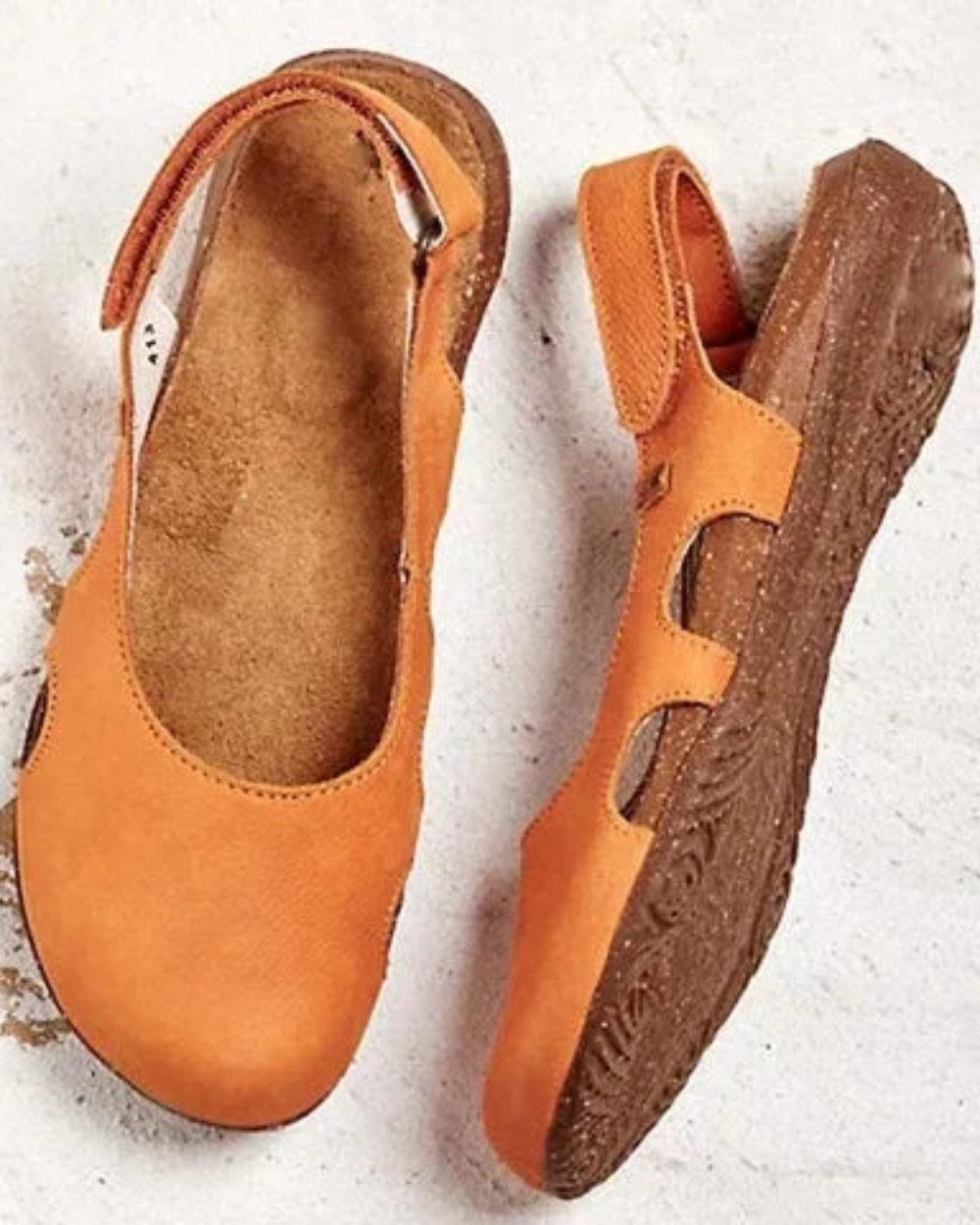 Sandálias elegantes para mulher
