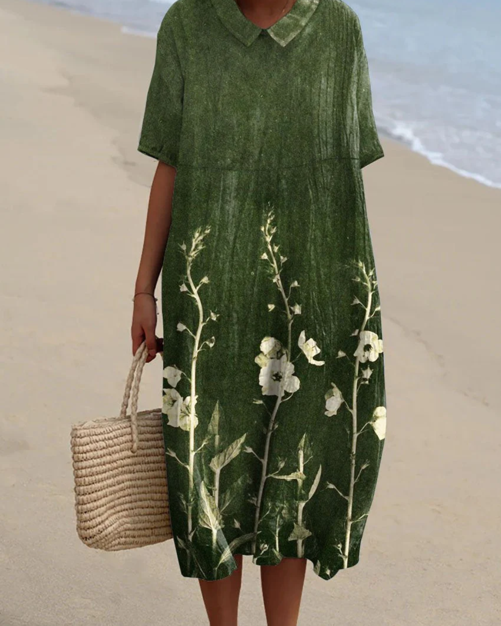 Vestido floral que cobre a barriga