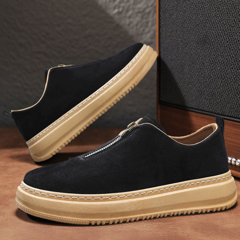 Sapatos elegantes de camurça