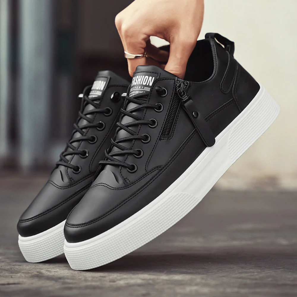 Sapatos clássicos em pele