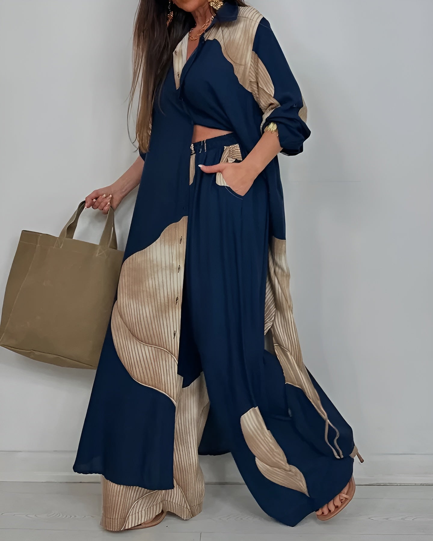 Conjunto elegante de duas peças para mulher