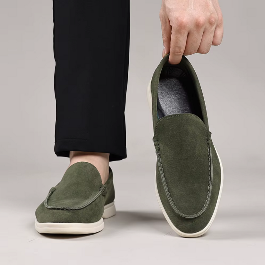 Mocassins clássicos de camurça