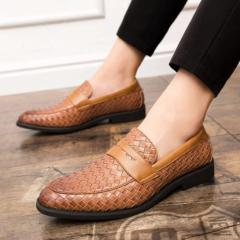 Mocassins elegantes em tecido