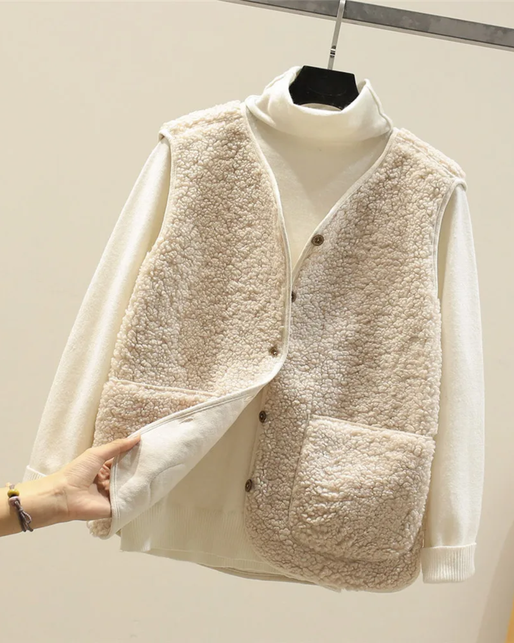 Casaco de malha elegante para mulher