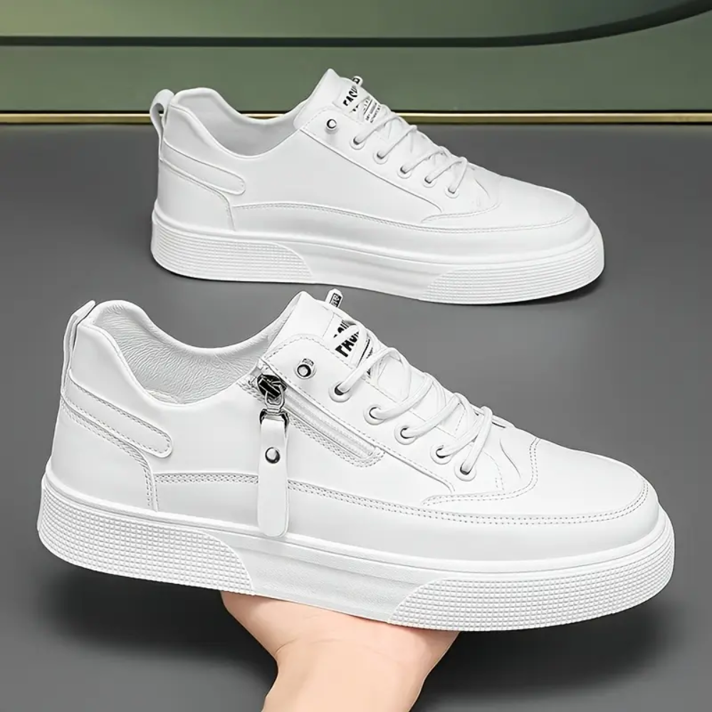 Sapatos clássicos em pele