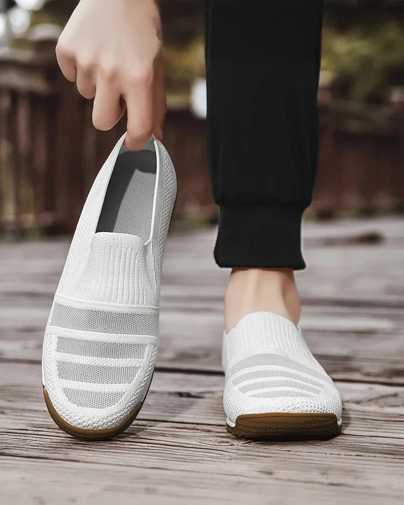 Sapatos de malha elegantes