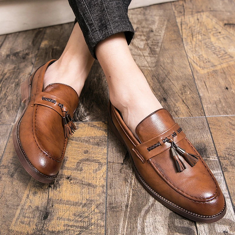 Mocassins com borla em pele