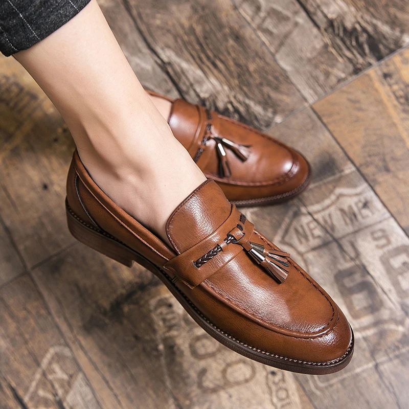 Mocassins com borla em pele