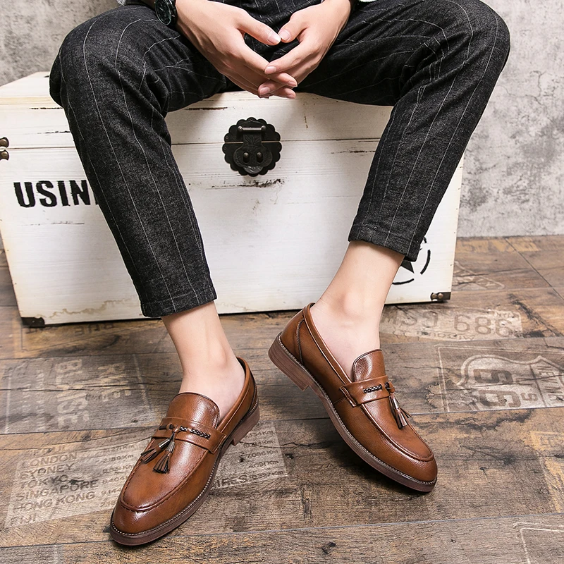 Mocassins com borla em pele