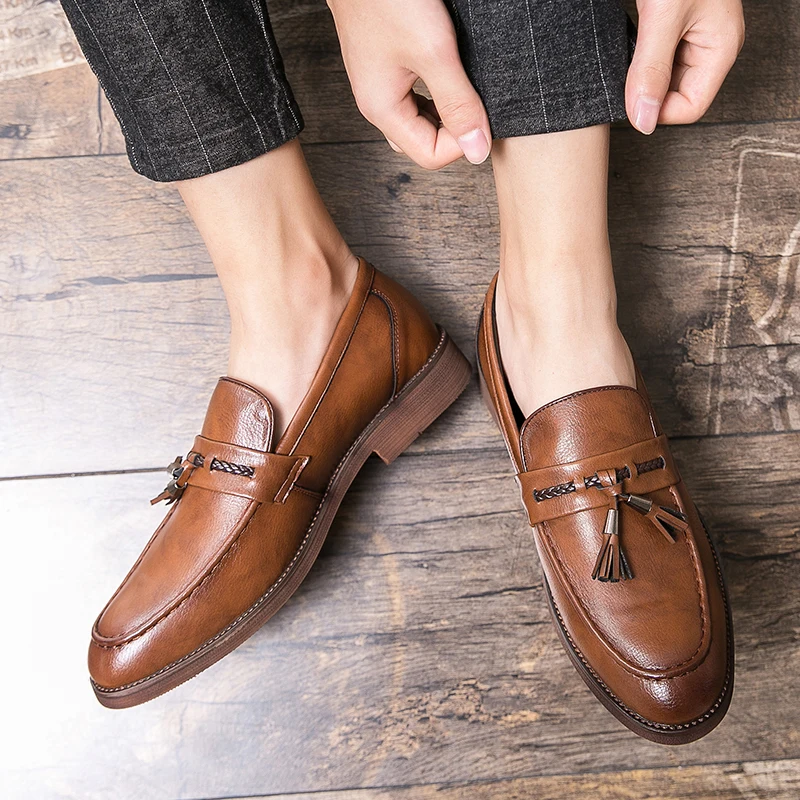 Mocassins com borla em pele