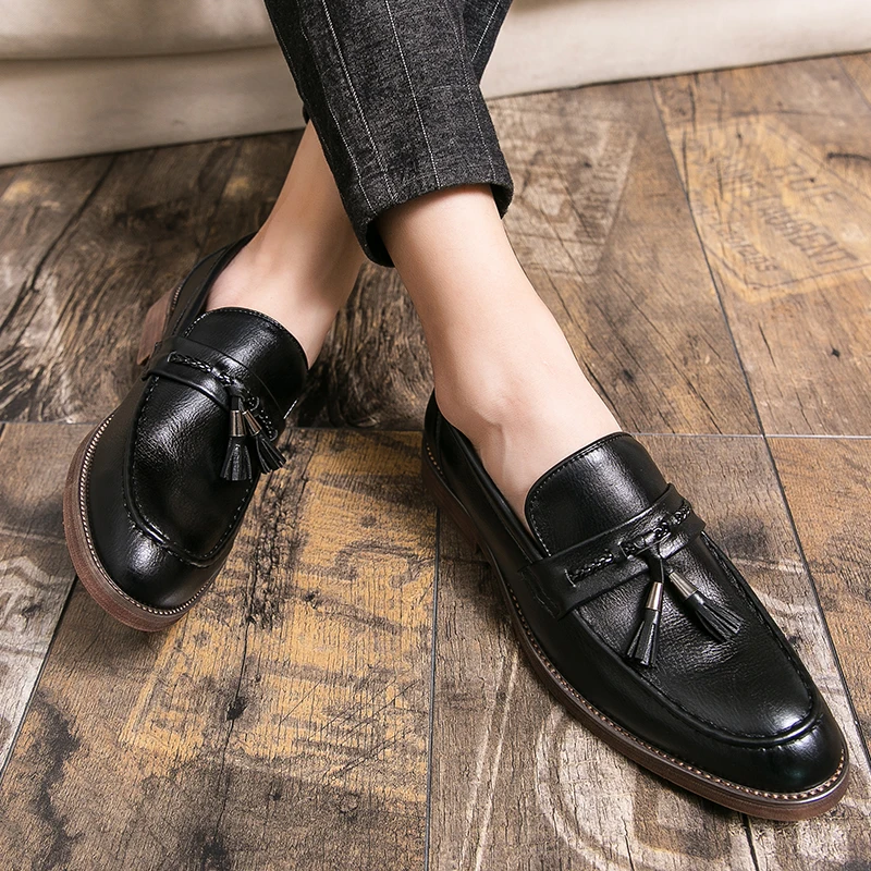 Mocassins com borla em pele