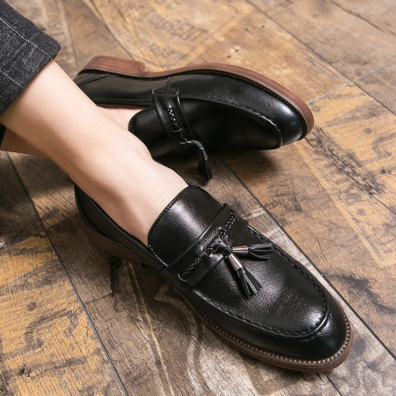 Mocassins com borla em pele