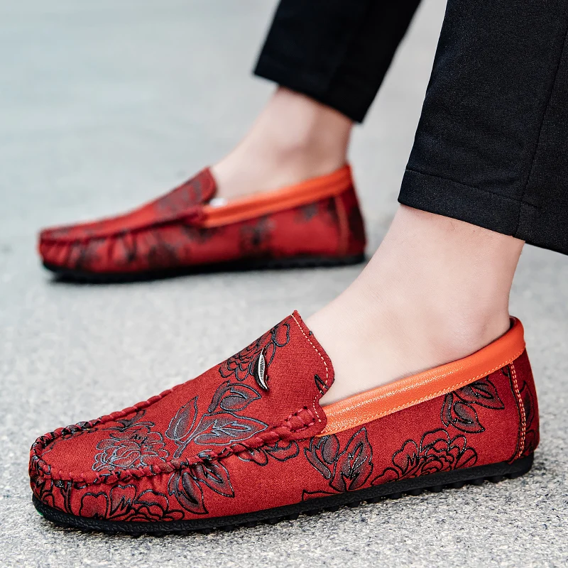 Mocassins em pele floral