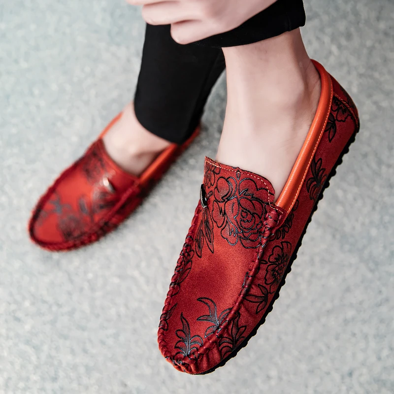 Mocassins em pele floral