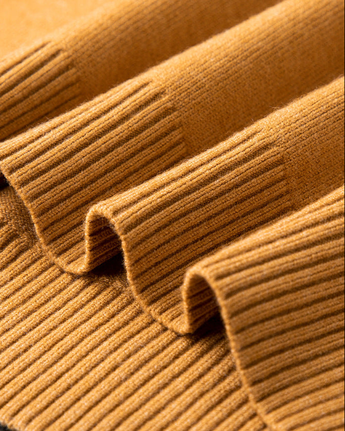 Camisola elegante de caxemira com decote em V