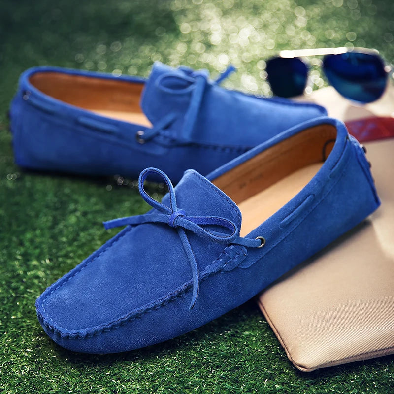 Mocassins casuais de verão em camurça