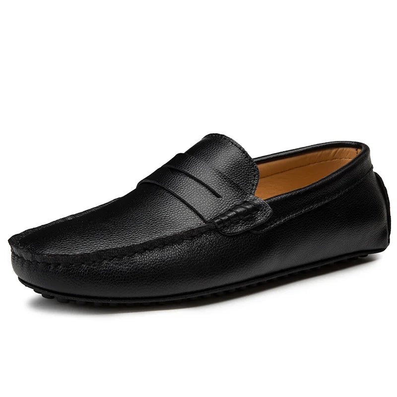 Mocassins casuais de verão em pele