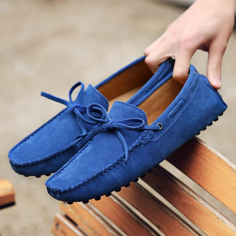 Mocassins casuais de verão em camurça