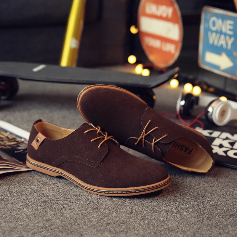 Sapatos de negócios Oxford de camurça