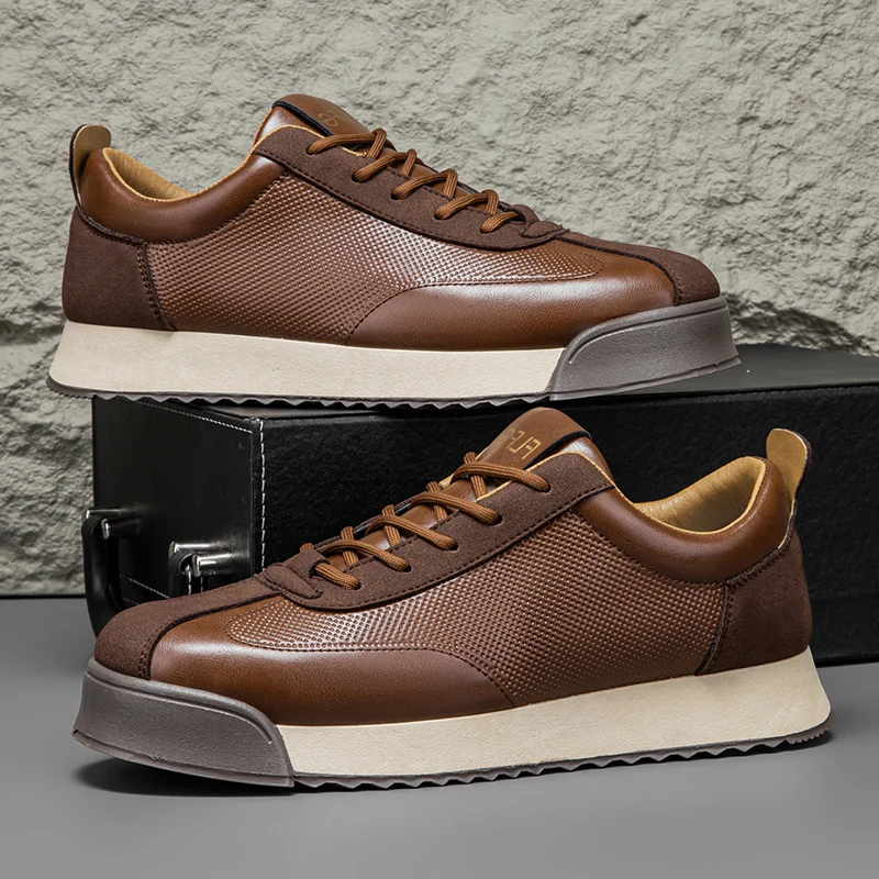 Sapatos de couro italiano