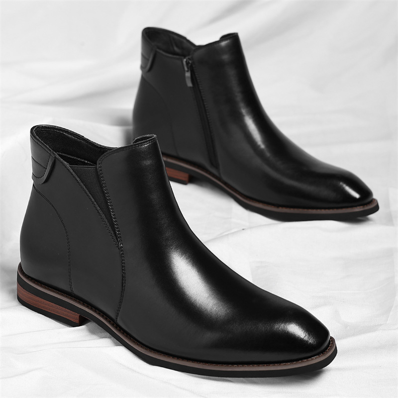 Botas Chelsea elegantes em couro