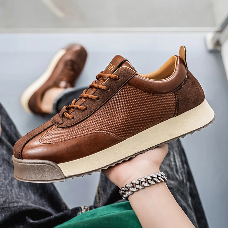 Sapatos de couro italiano