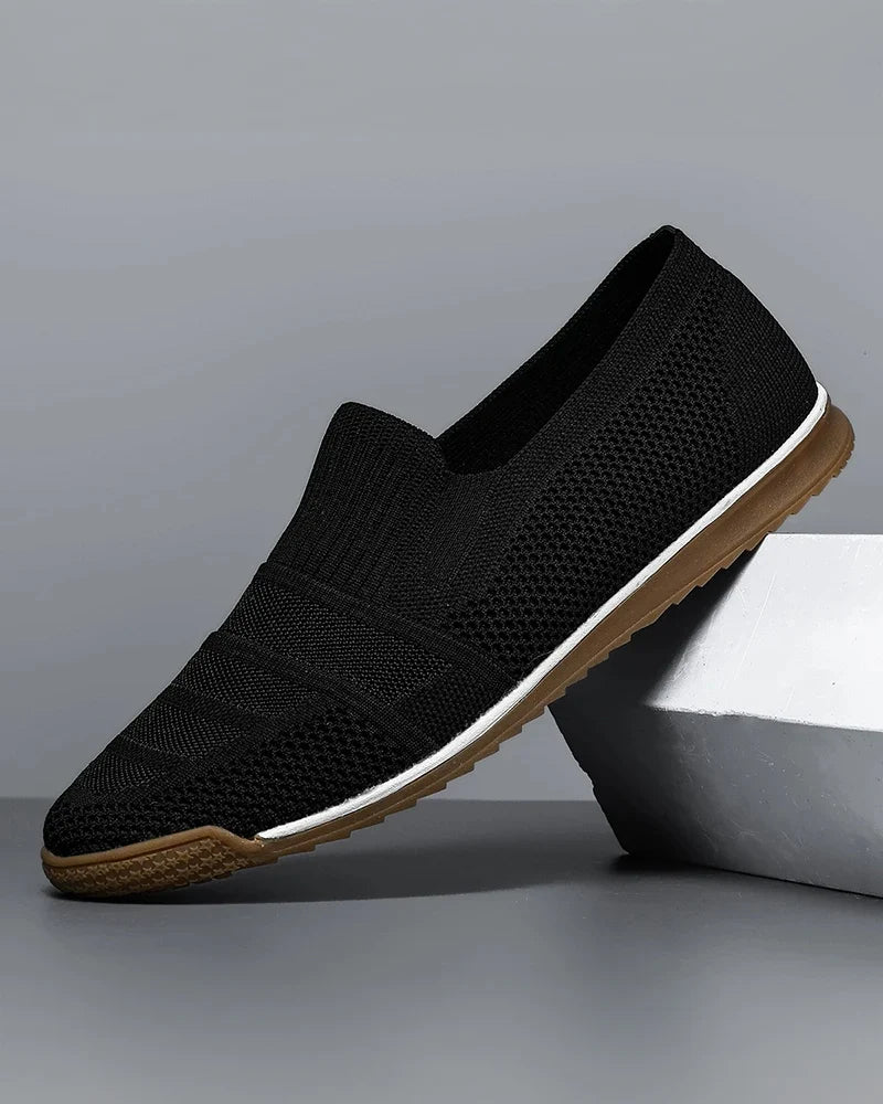 Sapatos de malha elegantes