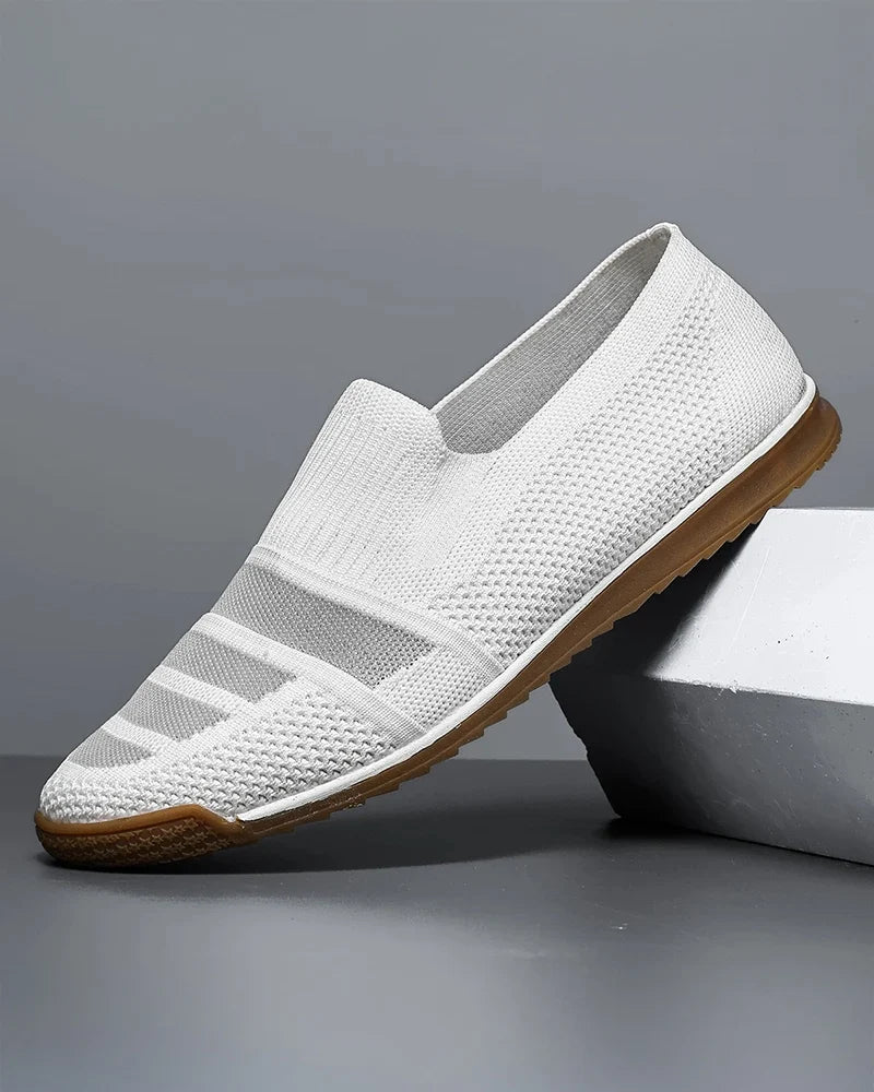 Sapatos de malha elegantes