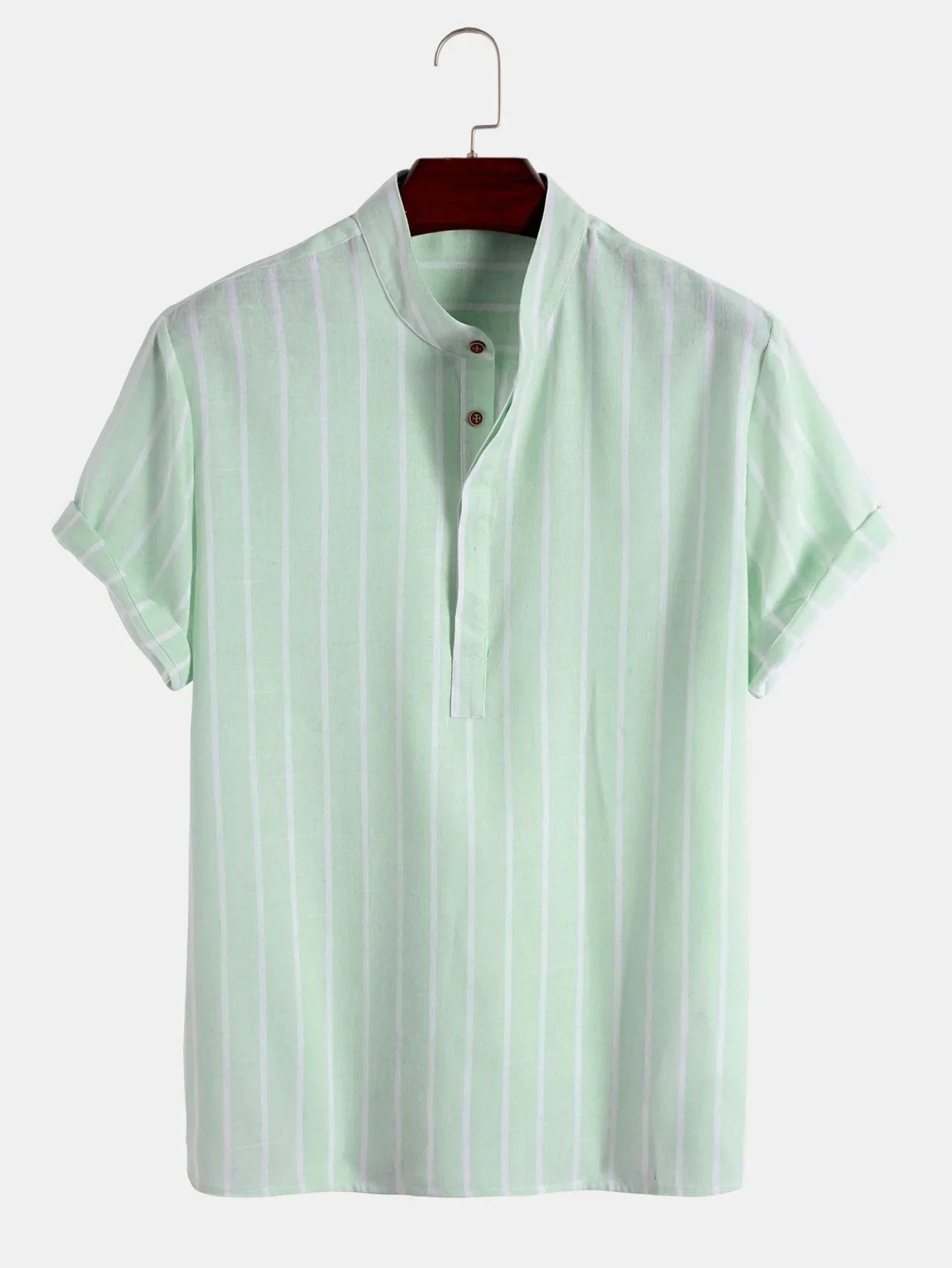 Camisa elegante de manga curta às riscas