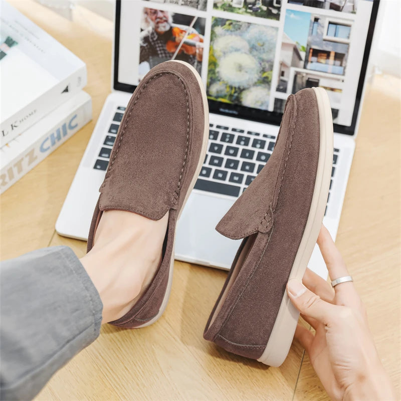 Mocassins casuais de camurça