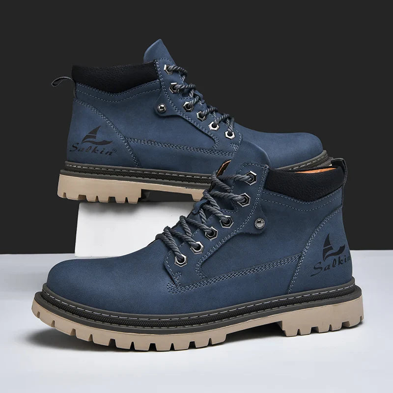 Botas de couro elegantes