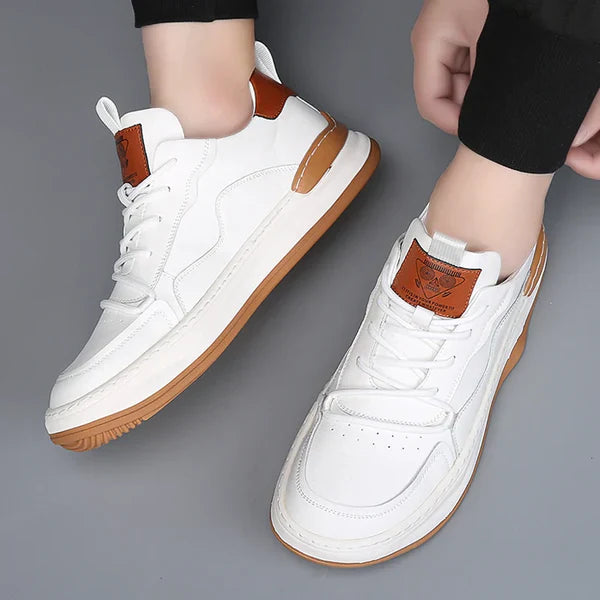 Sapatos de couro de sola alta