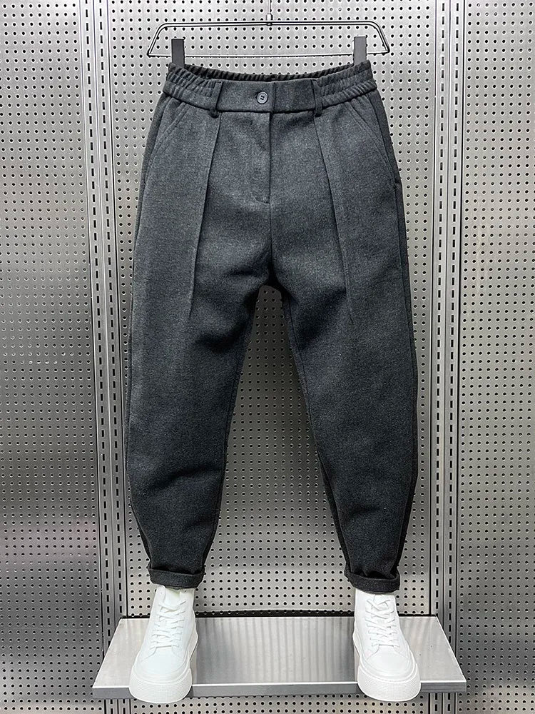 Calças elegantes para homem