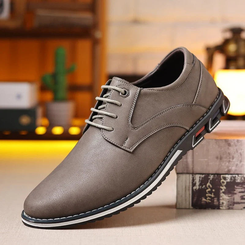 Sapatos de couro italiano