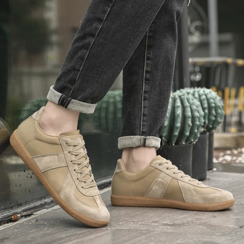 Sapatos de couro para caminhada