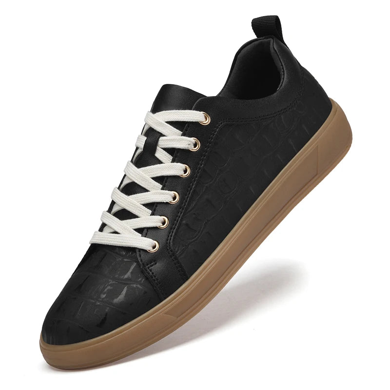 Sapatos elegantes em couro genuíno