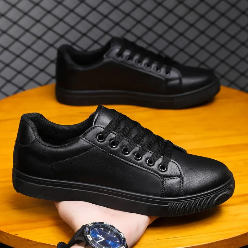 Tênis de couro elegantes