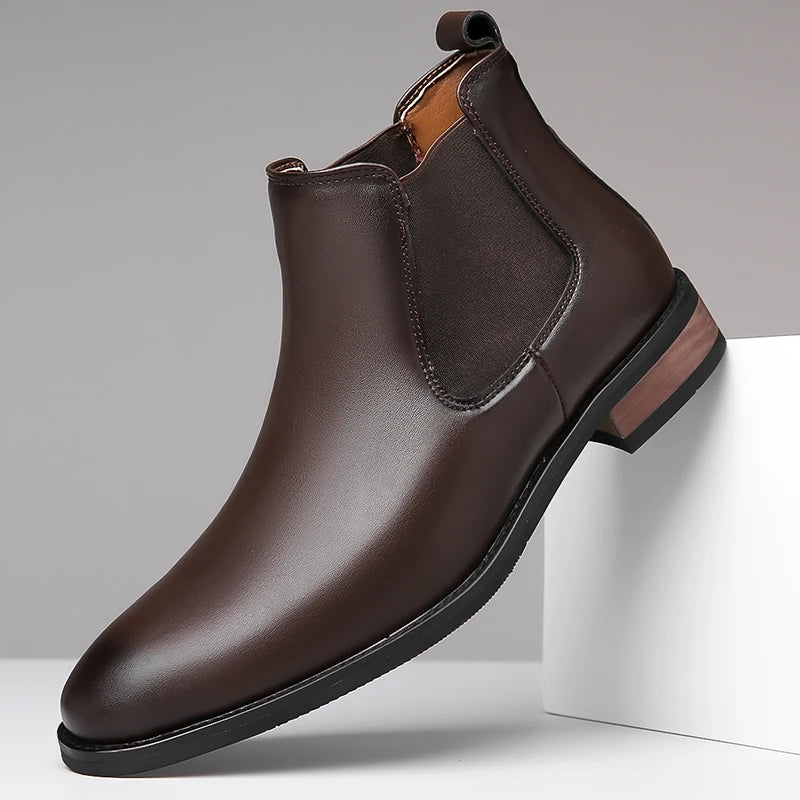 Botas de couro elegantes