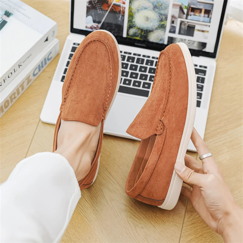 Mocassins casuais de camurça