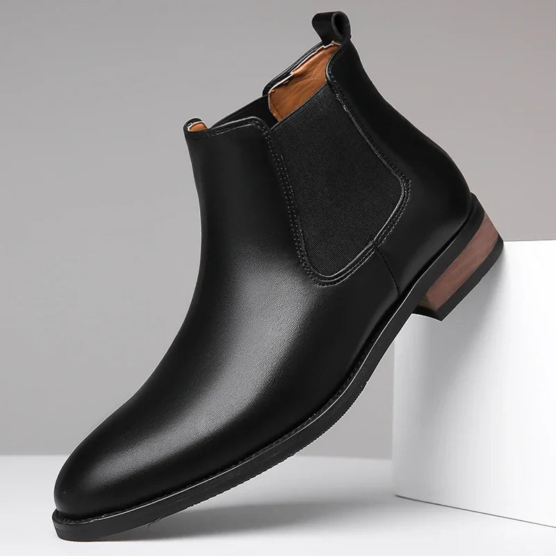 Botas de couro elegantes